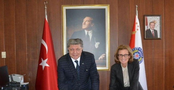 Aydın polisinin diş sağlığı Ağız Diş Sağlığı Merkezlerine emanet