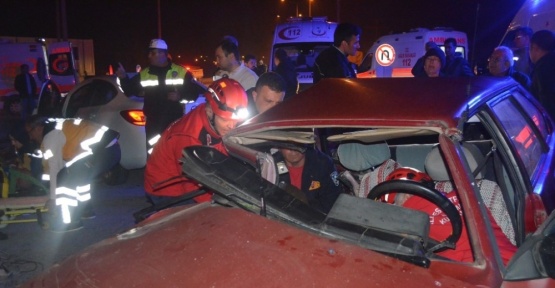 Balıkesir’de trafik kazası: 1 ölü, 4 yaralı