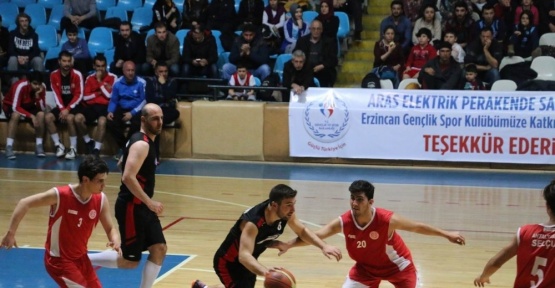 Erzincan Gençlik Basketbol Spor Kulübünden farklı galibiyet