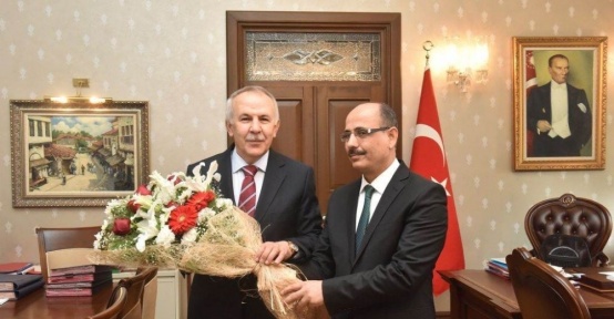 Hatay Valisi Ata: “Hatay, yapılan kamu harcamalarının üzerinde vergi ödeyen bir ilimiz