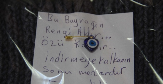 Mehmetçiklerin atkıları yola çıktı