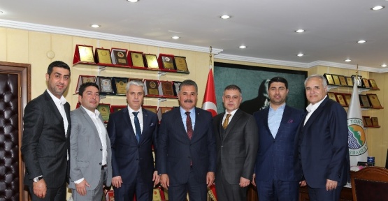 Mersin GİAD, inşaat sektöründeki sorunları Başkan Tuna ile paylaştı