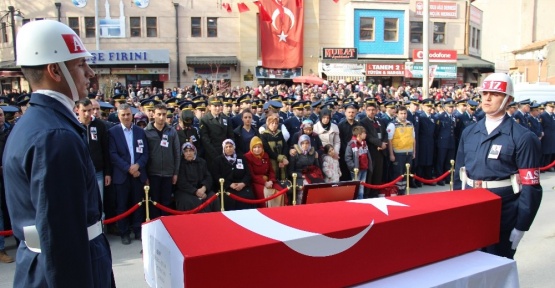 Şehit Uzman Çavuş Selman Çelik son yolculuğuna uğurlandı