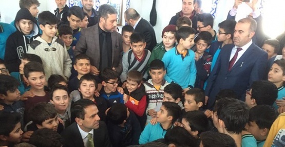 Vali Aktaş, Avlanmaz İmam Hatip Ortaokulunu ziyaret etti