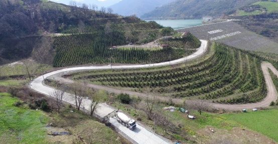 4 bin 500 metrelik yol betonla kaplanıyor