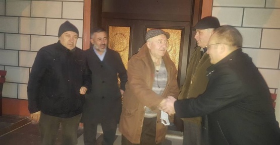 AK Parti Bilecik Merkez İlçe Başkanlığının referandum mesaisi sabah ezanı ile başlıyor