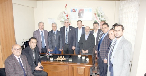 AK Parti Erzurum İl Teşkilatından STK’lara ziyaret