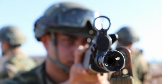 Asker ve polis Lice’de kuş uçurtmuyor