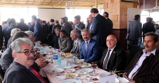Bakan Elvan; 