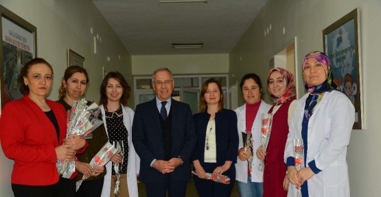 Başkan Acar’dan, kadın personele 8 Mart sürprizi