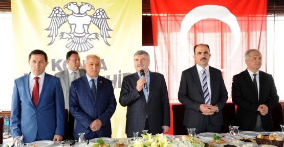 Başkan Akyürek, muhtarlarla buluştu