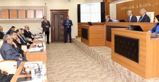 Başkan Sekmen: “Erzurumlular kardaş kömeği ile dar günde yanımızda olan can Azerbaycanlıları asla unutmaz”