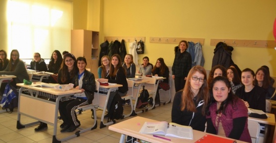 Best Buddies’ler birlikte ders dinledi