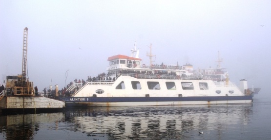 Çanakkale Boğazı’nda ulaşıma sis engeli