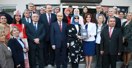 Çukurova’nın el sanatı oyaları kitap oldu