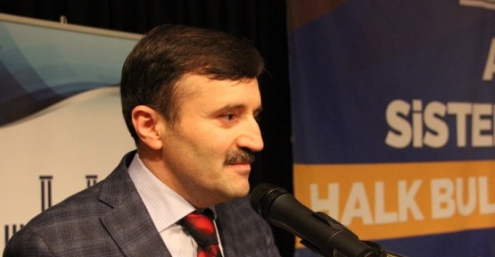 Doç. Dr. Şahin, “100 yıl önce masada değil tabaktaydık. Devletin zirvesinde baba oğul bile olsa ikilik çıkar