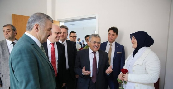 Doktor Başkan’dan 14 Mart Tıp Bayramı’nda En Anlamlı Hediye