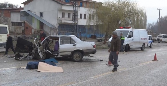 Domaniç’te trafik kazası: 1 ölü 13 yaralı