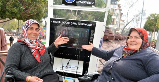 Engelli araçlarına ücretsiz şarj istasyonu