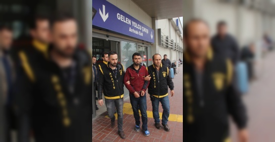Ev hapsi cezası verilen Suriyeli cinayet zanlısı Avrupa’ya kaçmak isterken yakalandı
