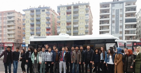 Genç mühendis adayları kariyer zirvesi için Gaziantep’e gitti