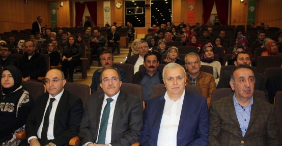 Giresun’da “Anayasa Değişikliği ve Referandum Süreci “konferansı