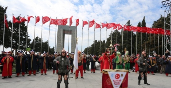 Gürsu Ayyıldız Mehteran Takımı Şehitler Abidesi’ni inletti