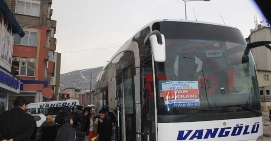 Hakkari’ye 3 yıl aradan sonra otobüs sevinci