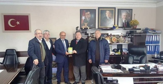 Kırım Türkleri’nden Başkan Oral’a davet