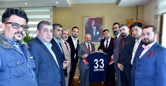 Mersin İdmanyurdu yönetiminden Vali Çakacak’a ziyaret