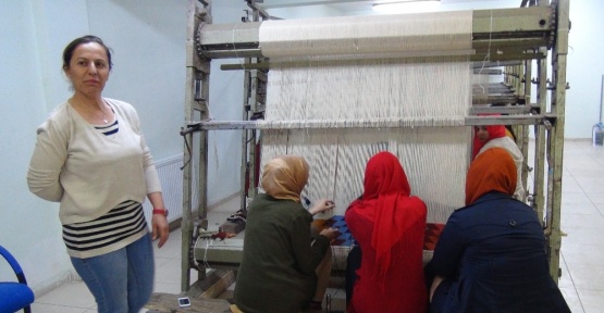 Nusaybin’de halı ve kilim dokuma kursu açıldı