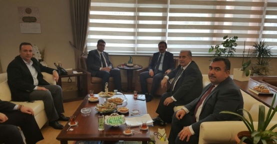 Okullardaki eksikler için bakan yardımcısıyla görüştüler