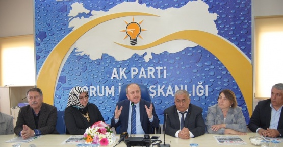 Osmancık’lı muhtarlar AK Partiyi ziyaret etti