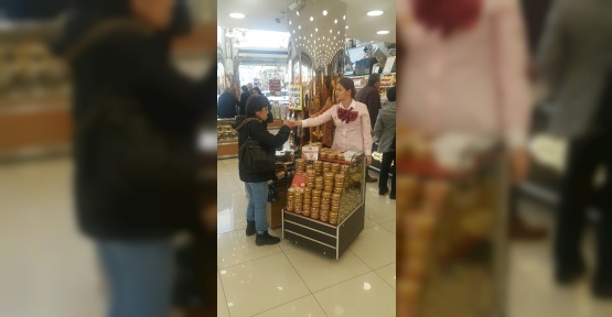 Tuğba Kuruyemiş’in yeni ürünü fıstık ezmesi stantlarda yerini aldı