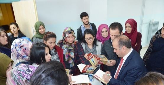 Yazar Ormanoğlu Şanlıurfa’da okurlarıyla buluştu