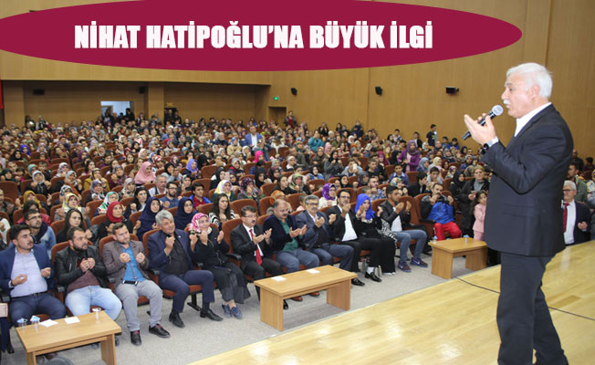 KARAMANLILAR NİHAT HATİPOĞLU’NA BÜYÜK İLGİ GÖSTERDİ