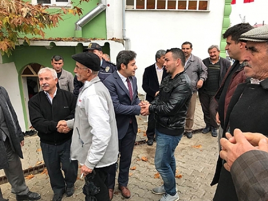 KAYMAKAMDAN ŞEHİT JANDARMA ONBAŞI MEHMET KIZILCA’ NIN AİLESİNE ZİYARET