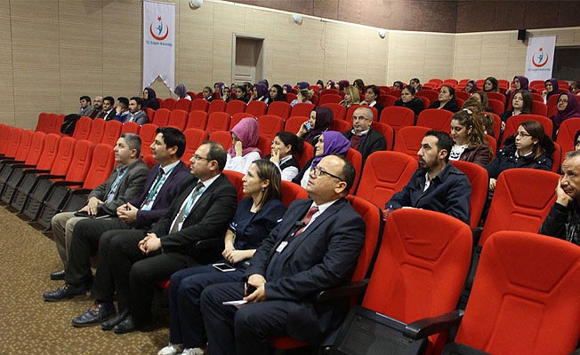 Karaman Devlet Hastanesi Sekreterlerine Etkili İletişim Eğitimi Verildi