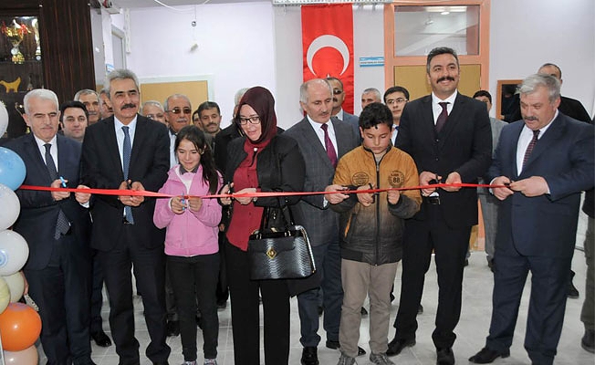 Sosyal Sorumluluk Projesi Olan Z Kütüphane Öğrencilere Hizmet Verecek