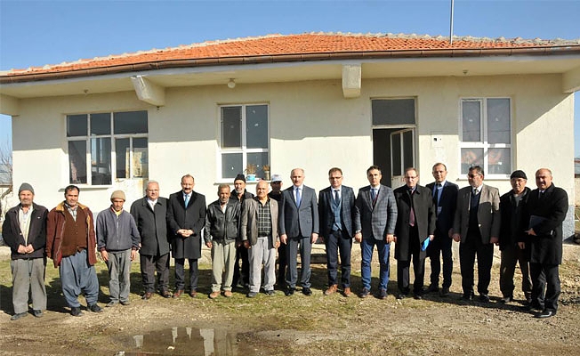 Vali Meral Köy Gezilerinde