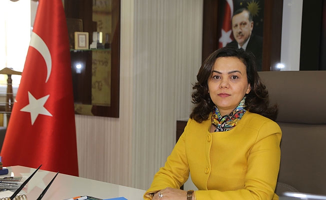 DÜNYA KADINLAR GÜNÜ'NDE BELEDİYE BAŞKAN VEKİLİ LEYLA BENDER OLDU
