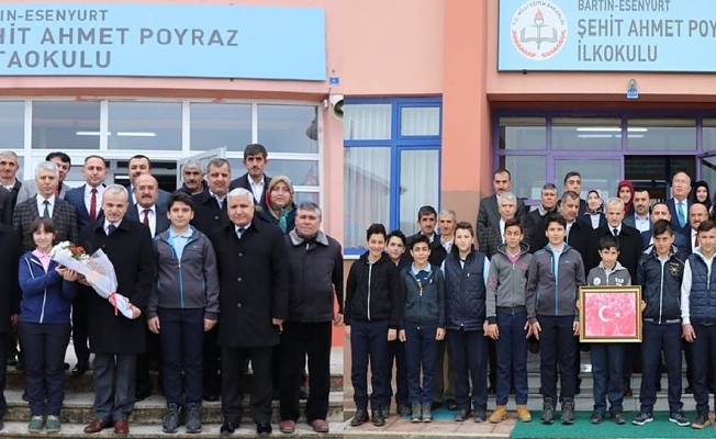 Vali DİRİM, Şehit Ahmet Poyraz İlkokulu ve Ortaokulunda