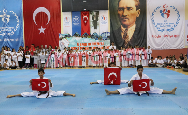 KARAMAN’DA İL SPOR MERKEZLERİ VE ENGELLİLER İL SPOR MERKEZLERİ TÖRENLE AÇILDI