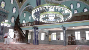 BAYRAM ÖNCESİ CAMİLER DEZENFEKTE EDİLDİ