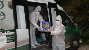 KARANTİNADAKİ MAHALLEYE BÜYÜKŞEHİR DESTEĞİ