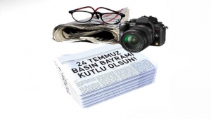 VALİ IŞIK 24 TEMMUZ BASIN BAYRAMINI KUTLADI