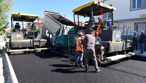 BELEDİYEMİZ, YENİLEDİĞİ YOLLARLA YAŞAM KALİTESİNİ ARTIRIYOR