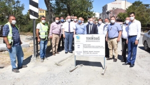 BAŞKAN ALBAYRAK, BÜYÜKYONCALI'DA BAŞLATILAN YOL DÜZENLEME ÇALIŞMALARINI YERİNDE İNCELEDİ