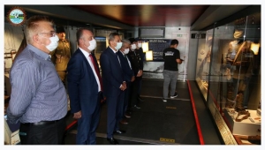 Belediye Başkanımız Barış AYHAN, ilimize gelen Çanakkale Savaşları Mobil Müzesi’ni ziyaret etti.