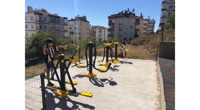 SPOR ALANLARININ KURULUMLARI SÜRÜYOR